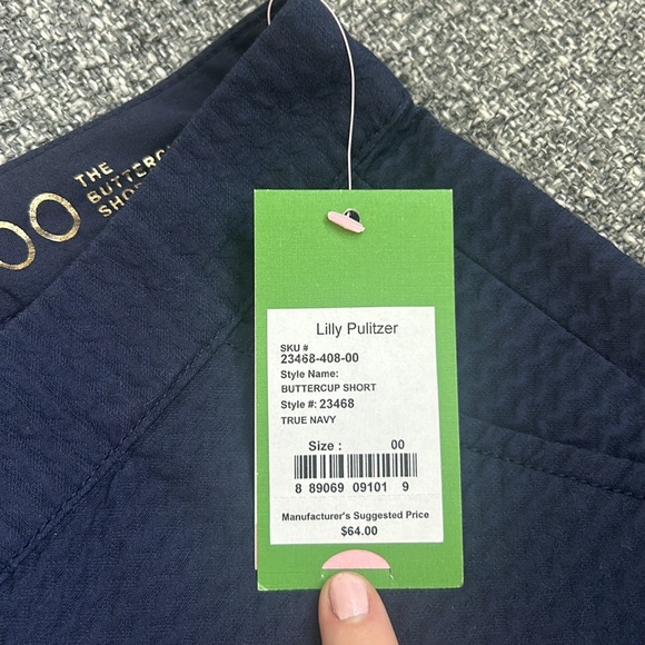 Lily Pulitzer Scalloped Shorts - Picture 5 of 5